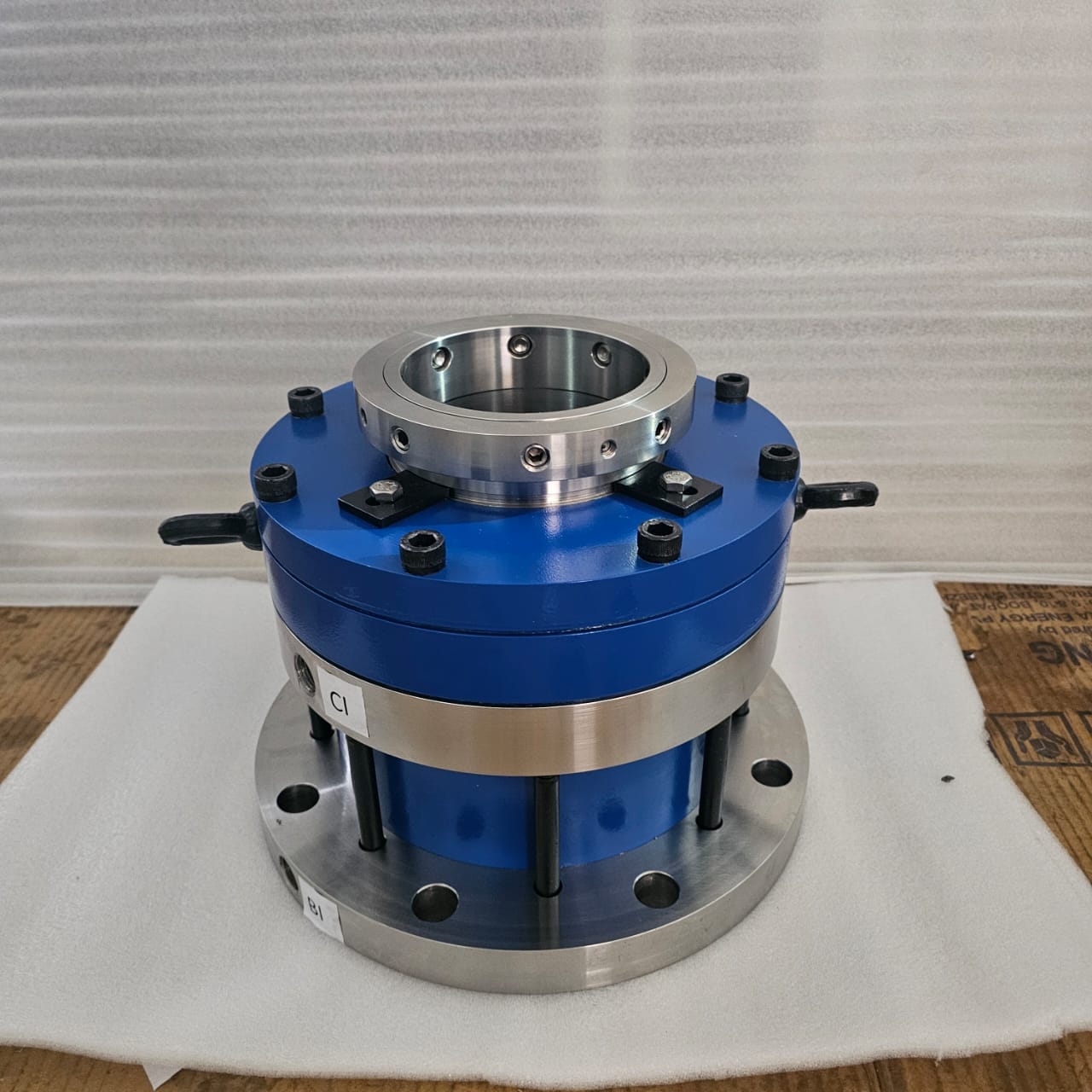 Reverse Balanced Single Acting Seal